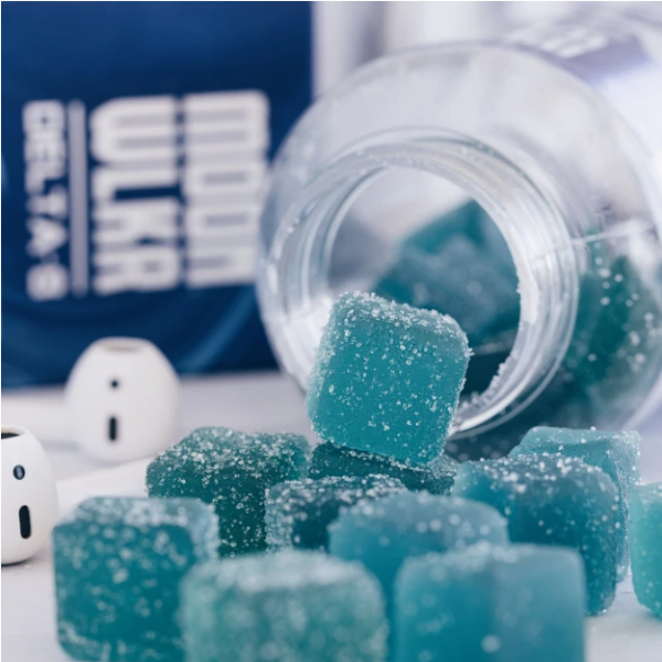 MoonWlkr Europa - *NOW with BOTH 625mg Delta-8 & 625mg CBD* 1250mg Blue Dream Berry - Image 2